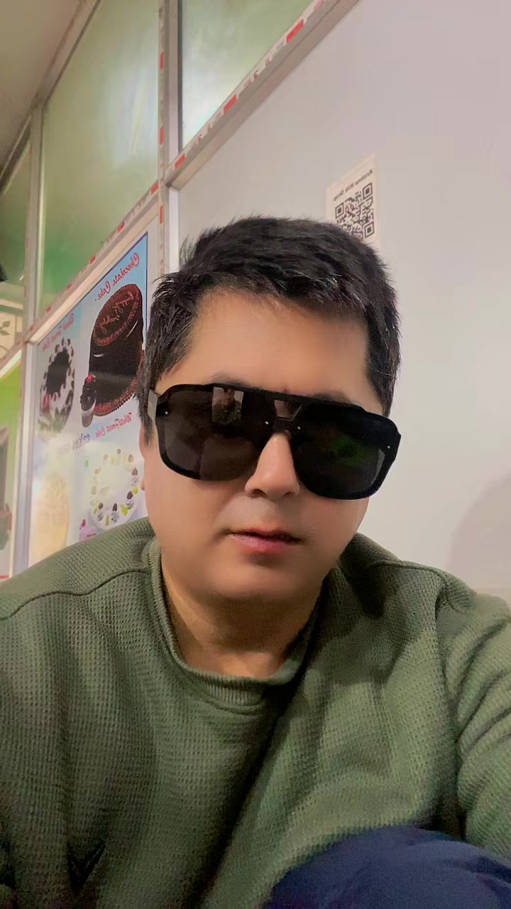 @𝓣𝓾𝓹𝓱𝓪𝓷 𝓐𝓭𝓱𝓲𝓴𝓪𝓻𝓲