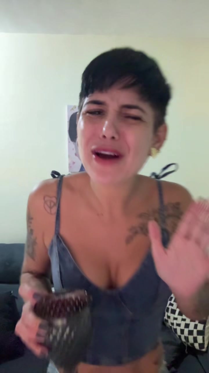 @Claudia Marinho