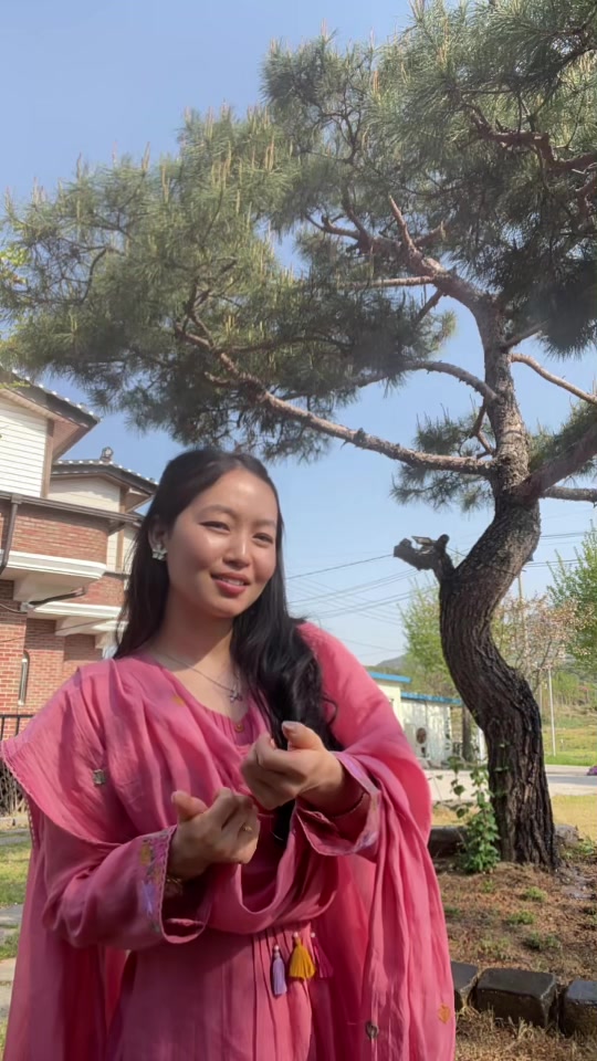 @Deepachamling🧿