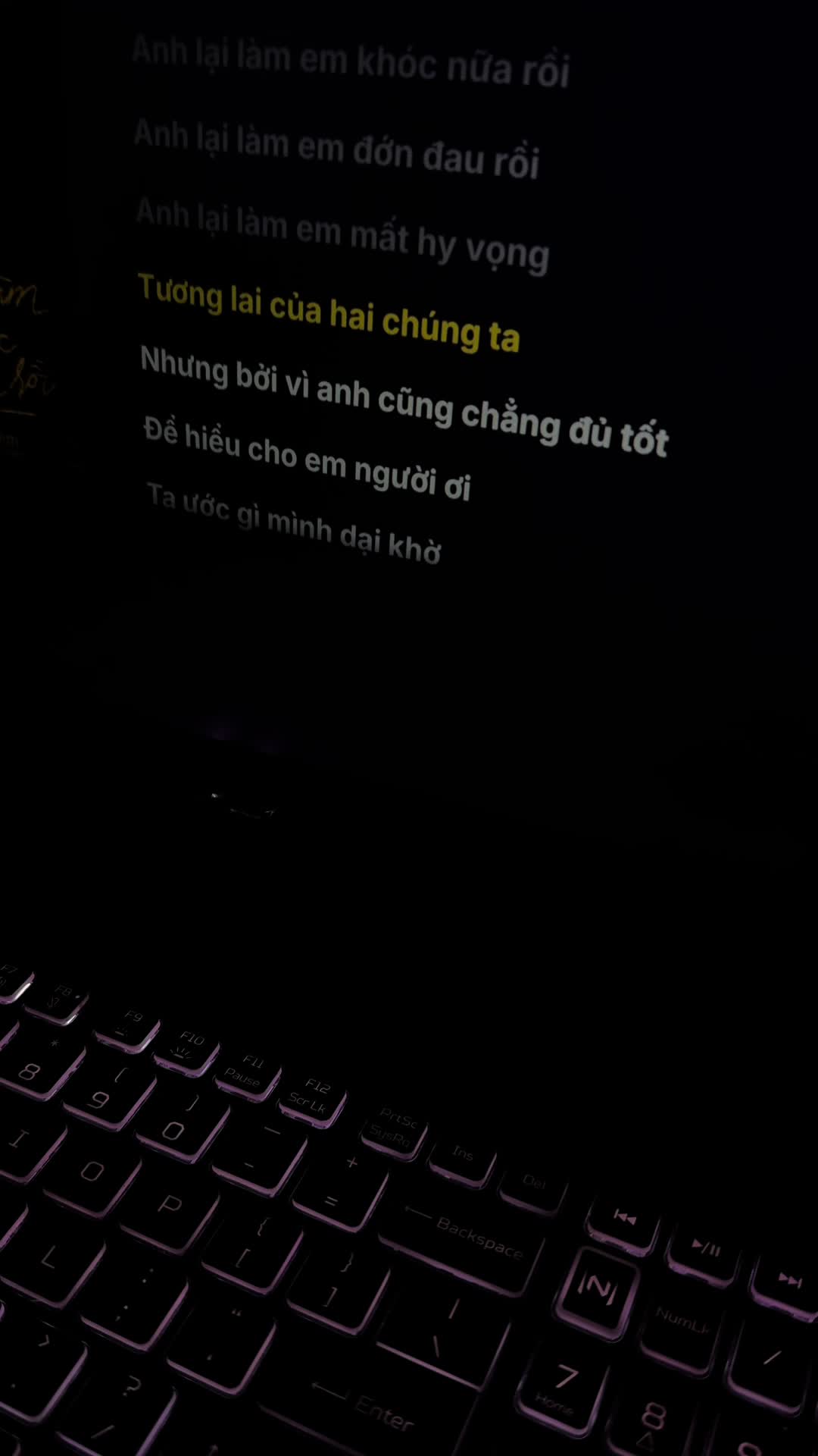 @CHẠM V&Agrave;O TIM