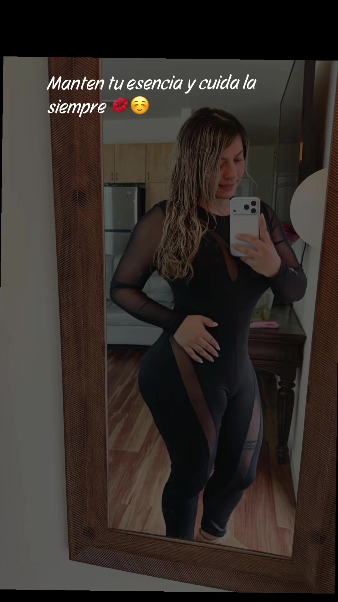 @💋