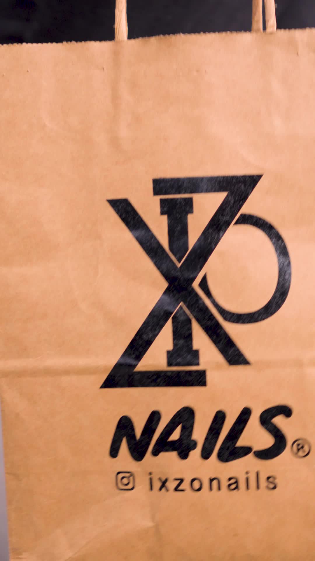 @IXZONails