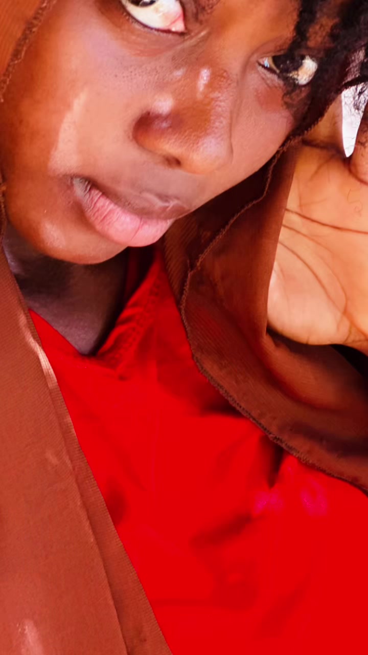 @Erika 🥰🦋❤️