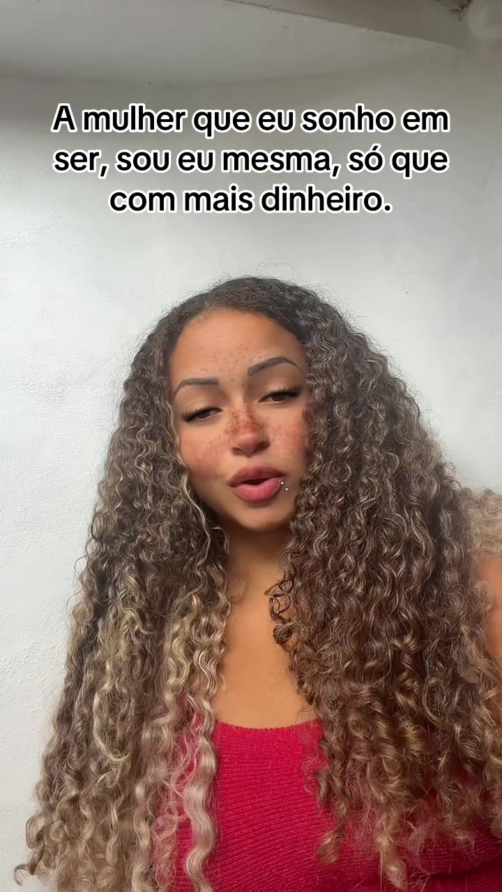 @thayanelisboa703