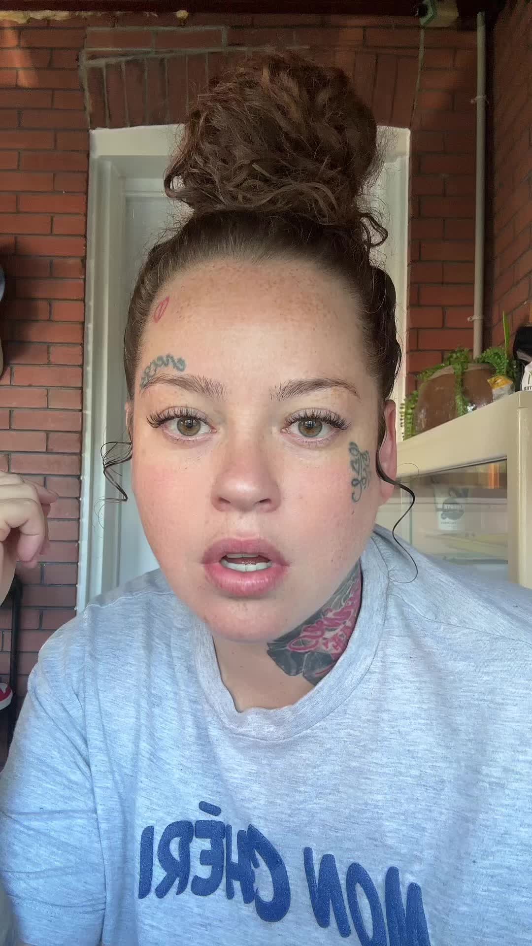 @prettybully TENILLE
