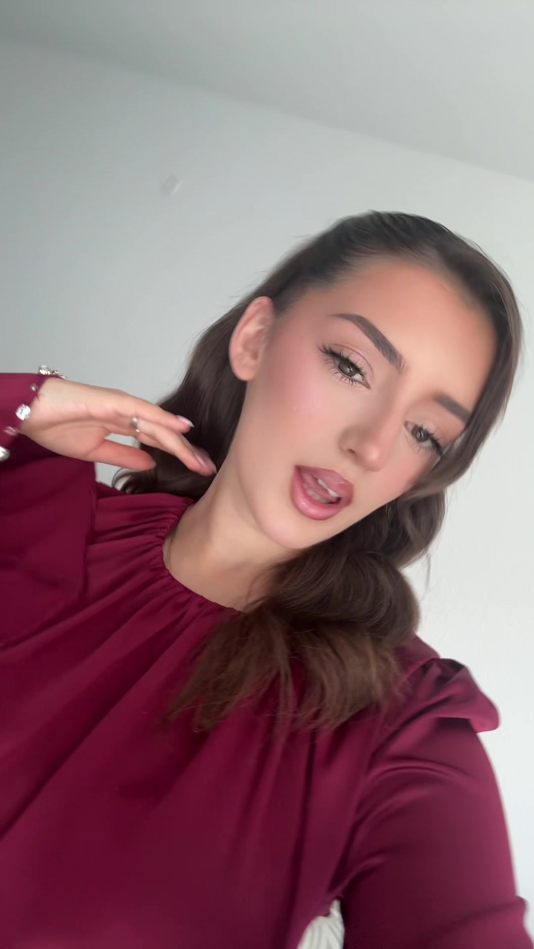 @Xhylaꨄ