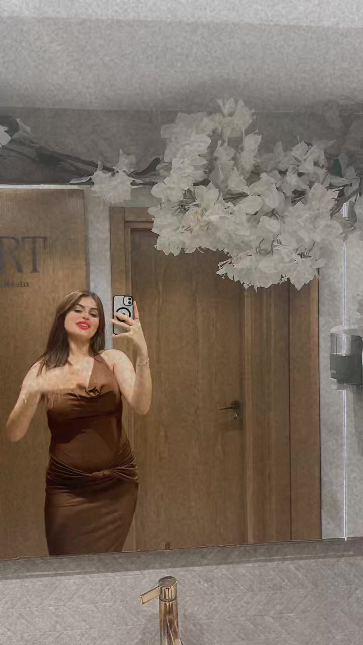 @🎀 𝓝𝓸𝓸𝓻_𝓠𝓾𝓮𝓮𝓷🎀