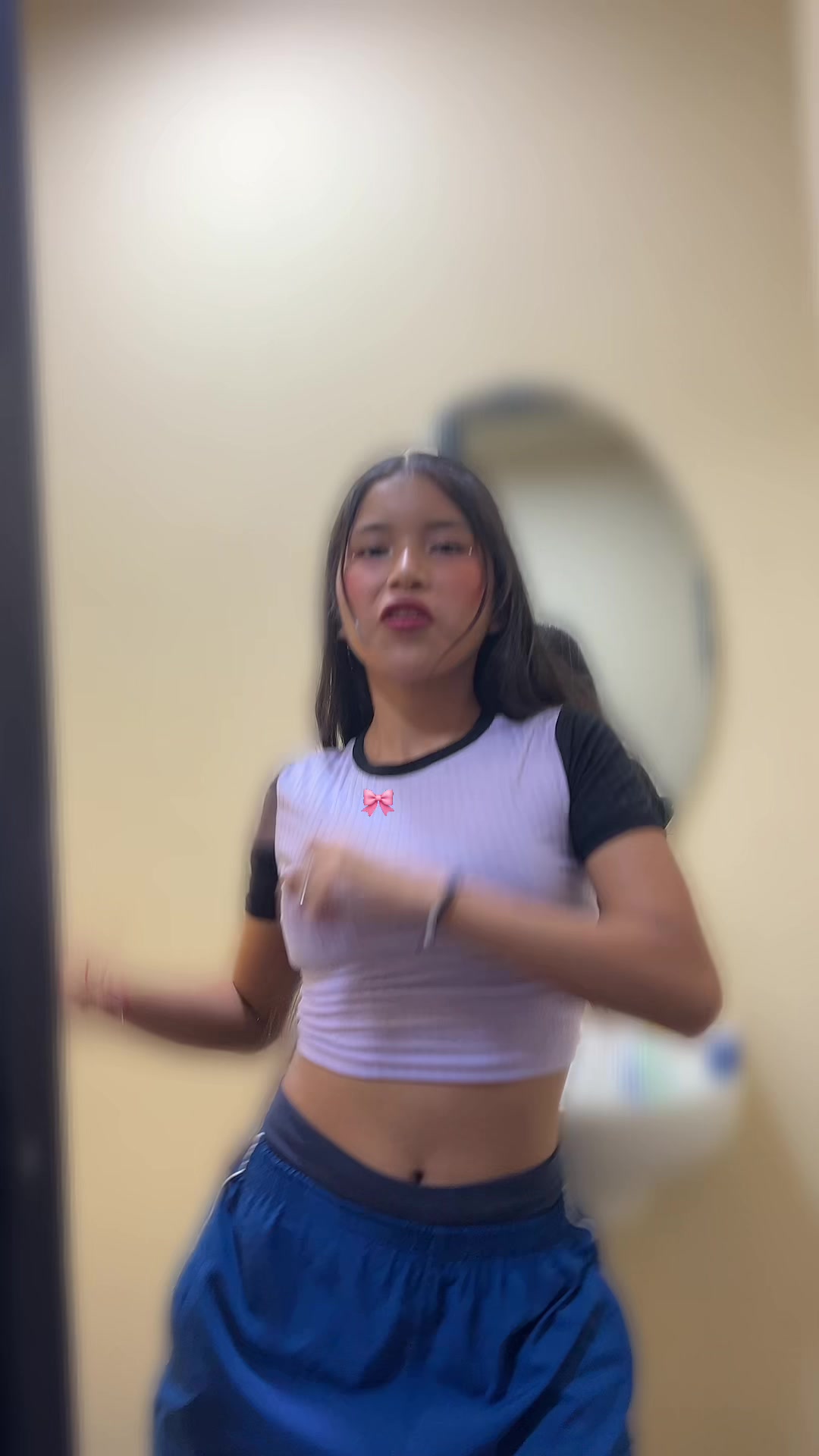 @Melanie🩵