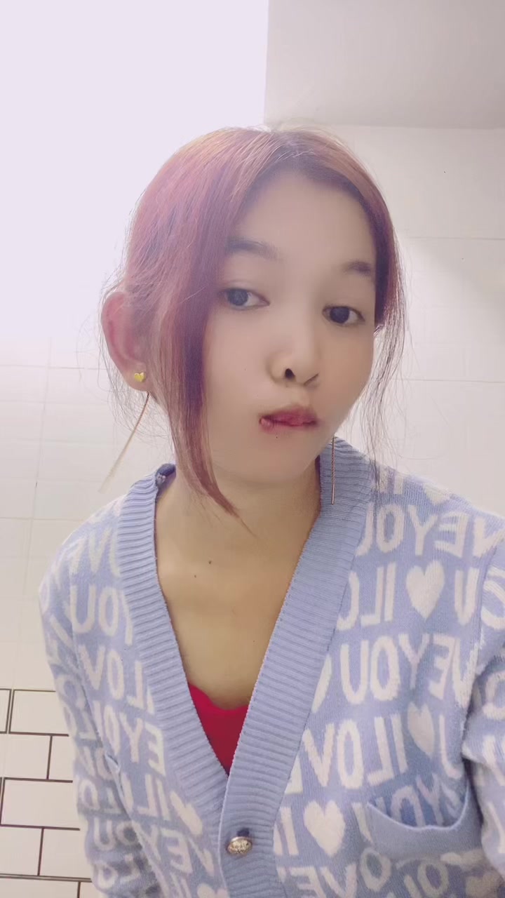 @ស្ដេចផុសប្រចាំស្រុកខ្មែរ😈