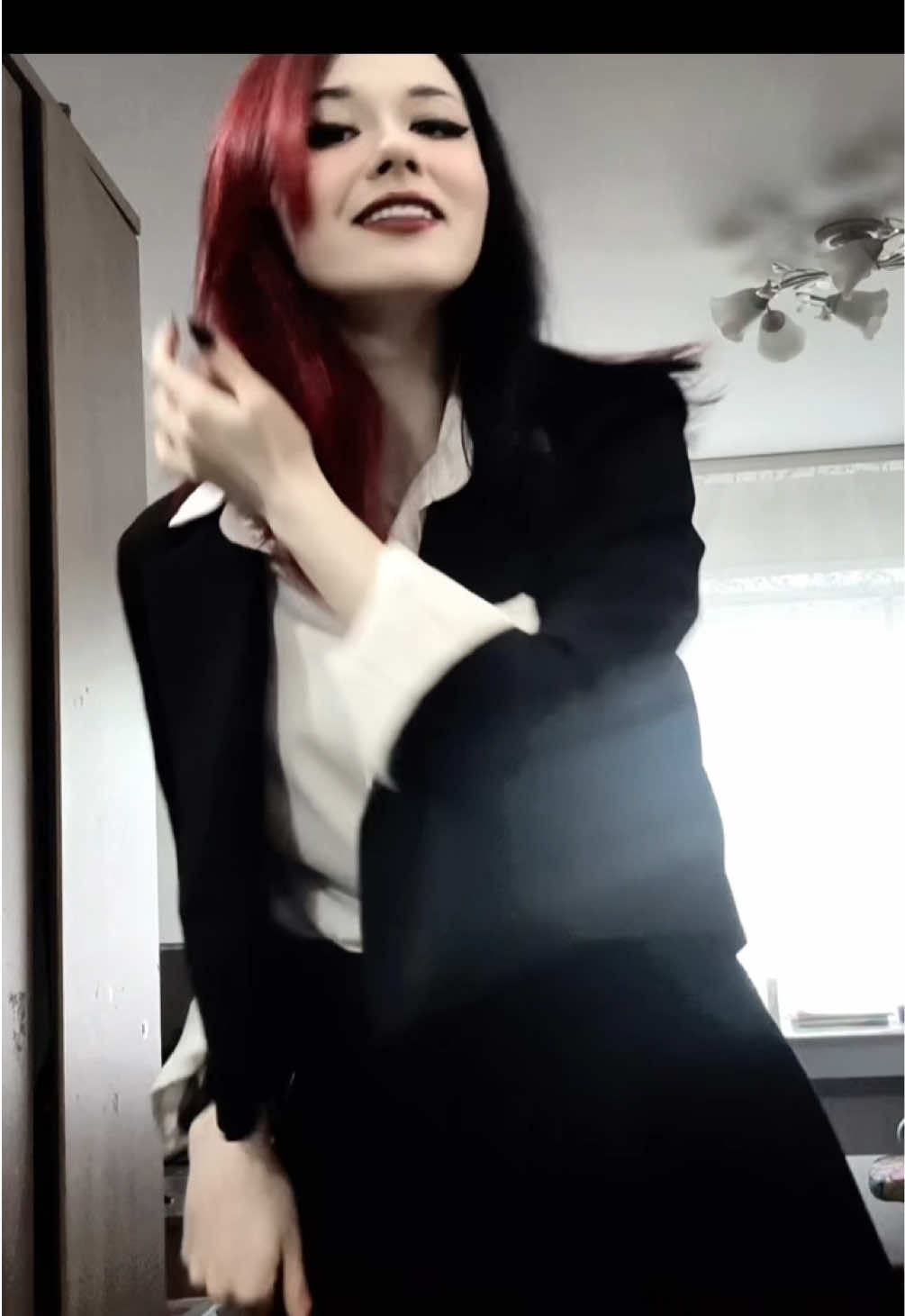 @Двухстворчатый клапан🖤