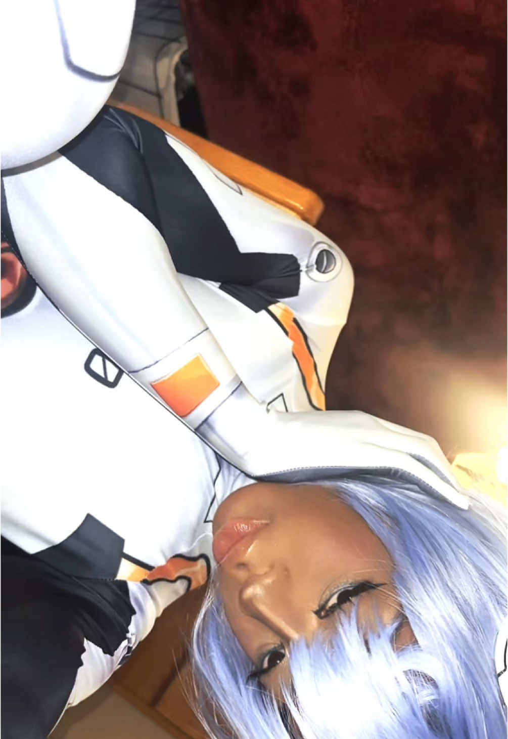@♱