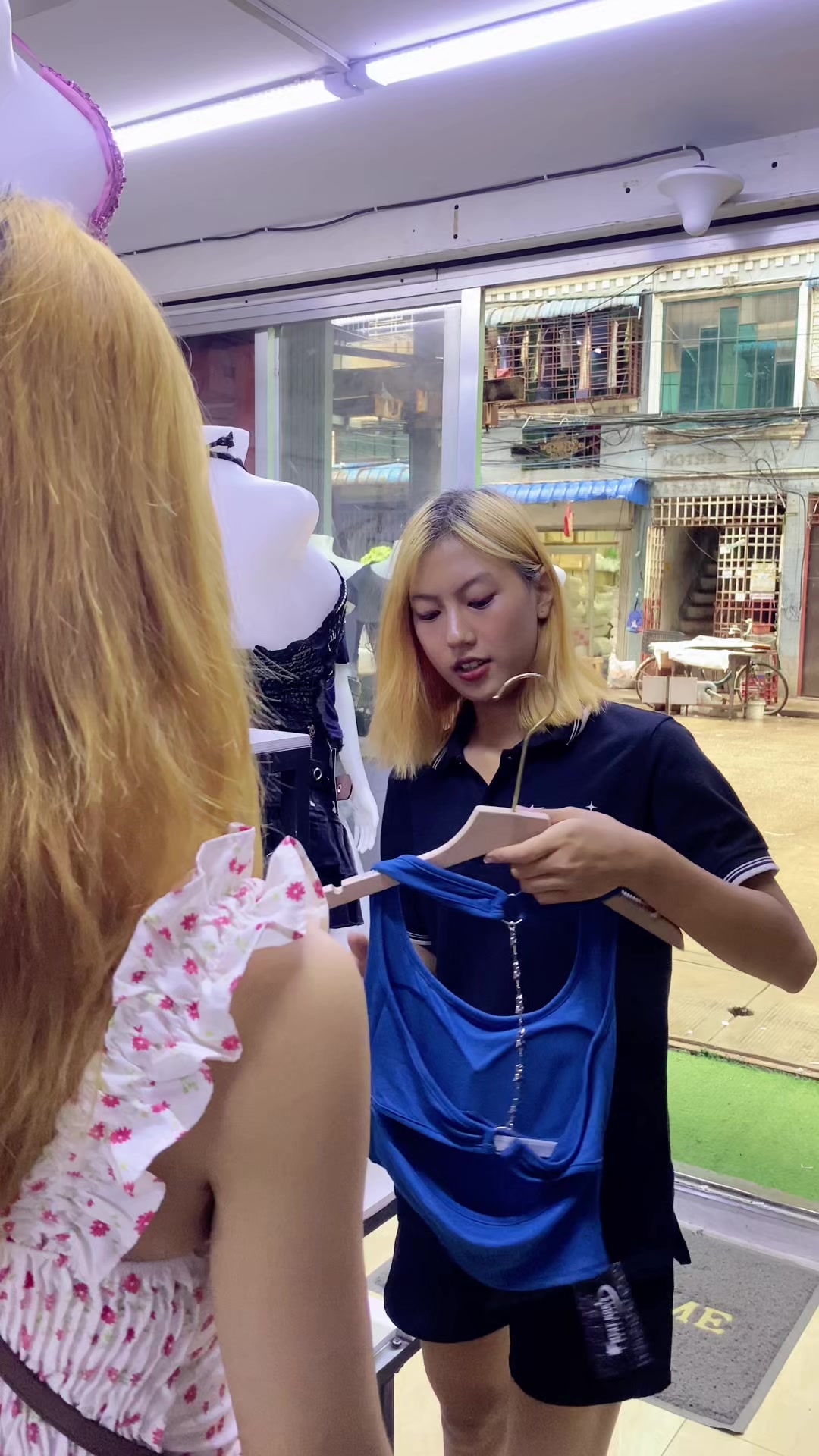 @Myat Noe’s Selection