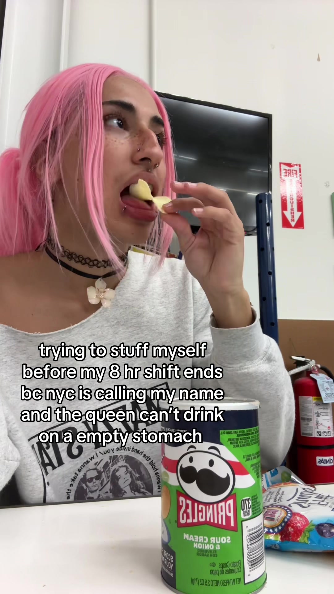 @≽ܫ≼