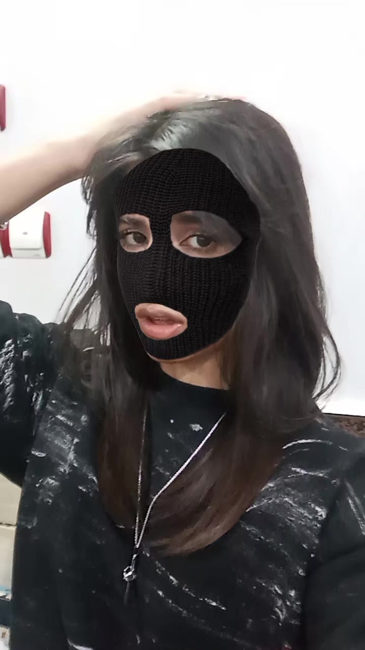 @Elina