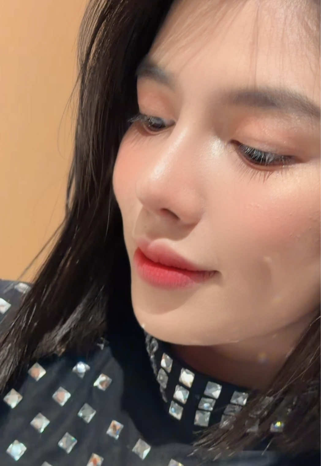 @Elle