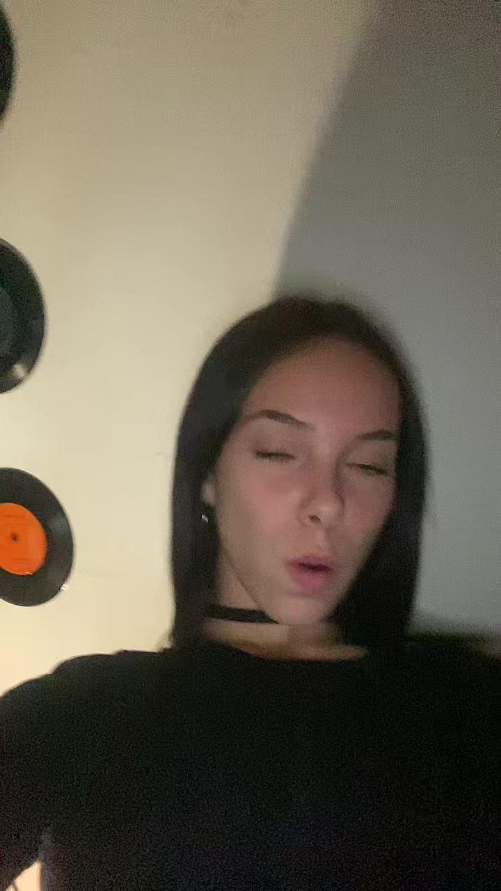 @AmbarOldani