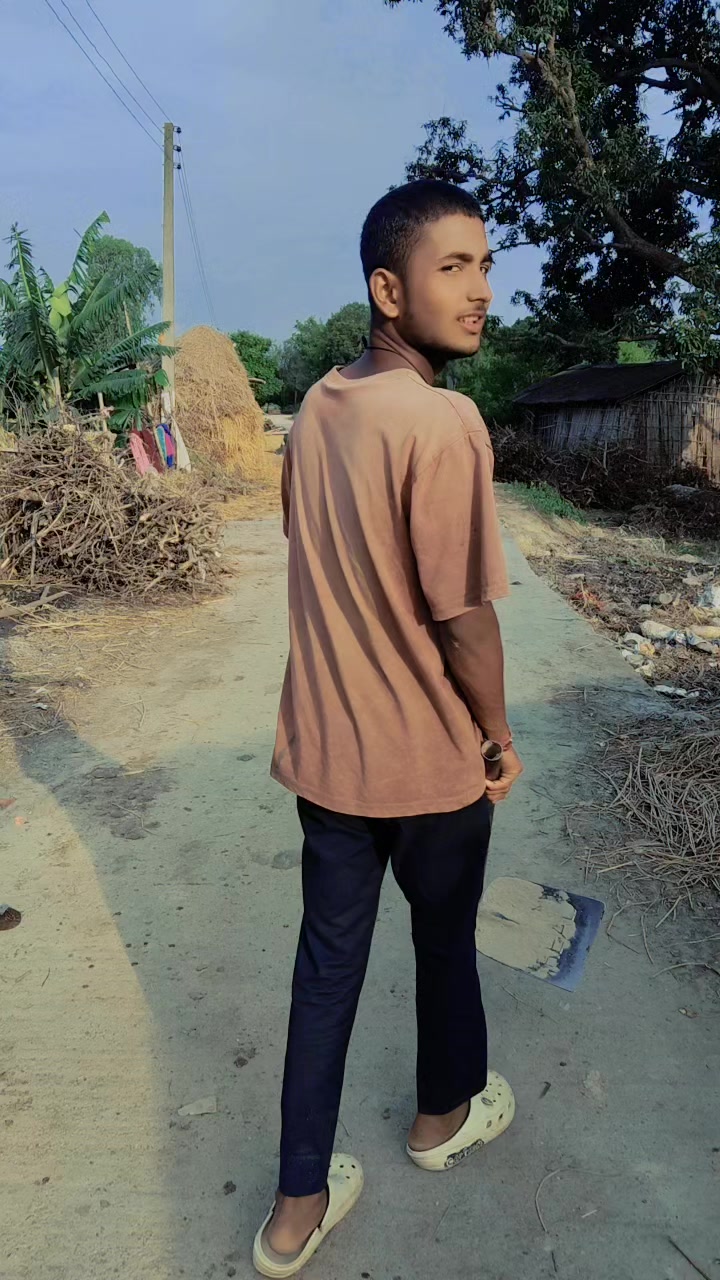 @โ๐ฏ๐ข๐ฅ๐ฅ๐๐ง ๐๐๐ขโ
