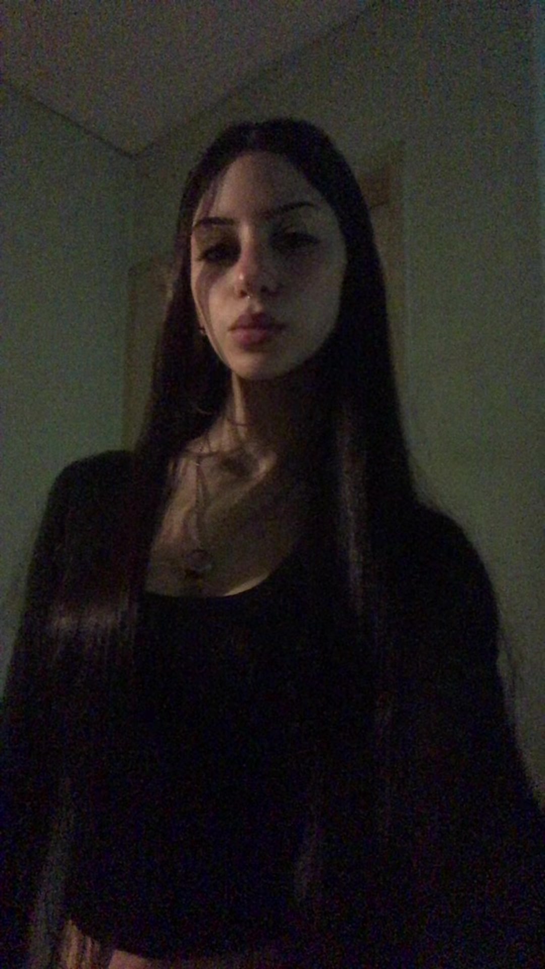 @𝒿