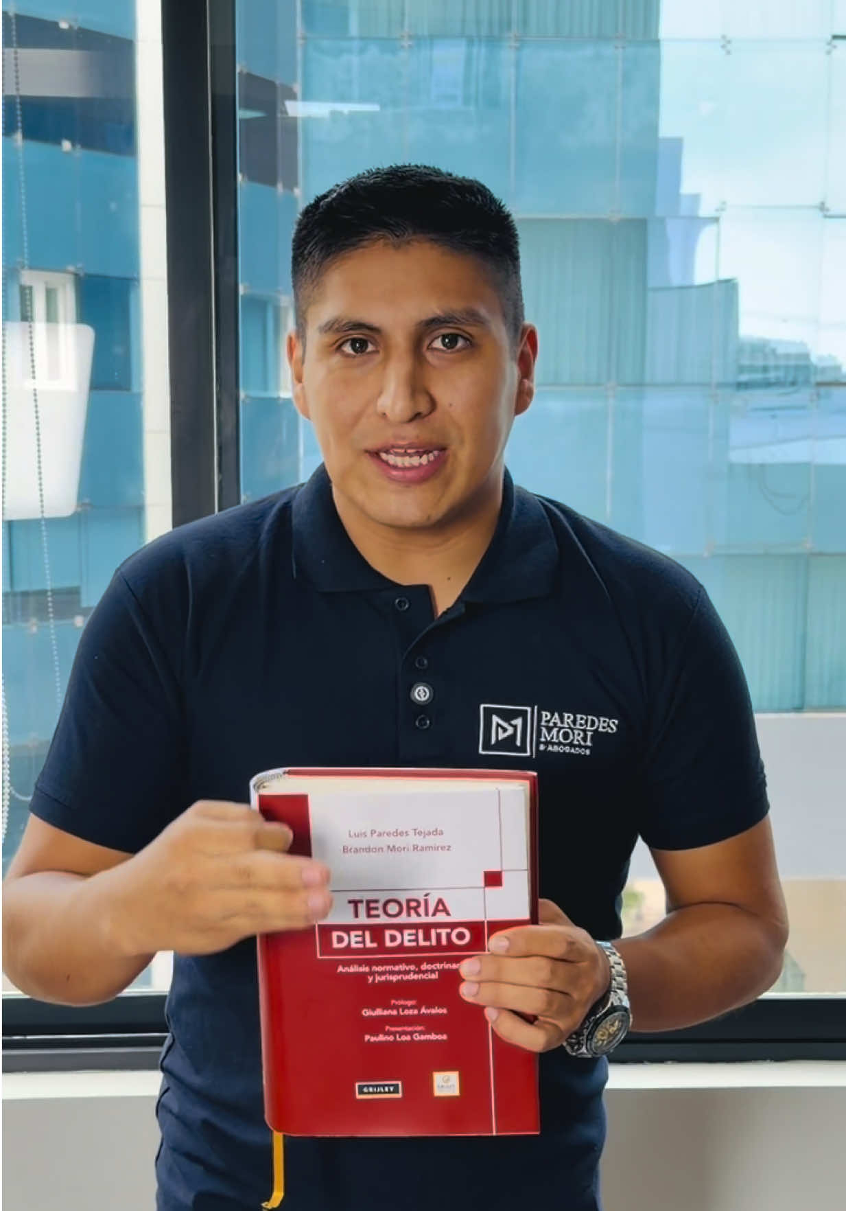 @Luis Paredes Tejada