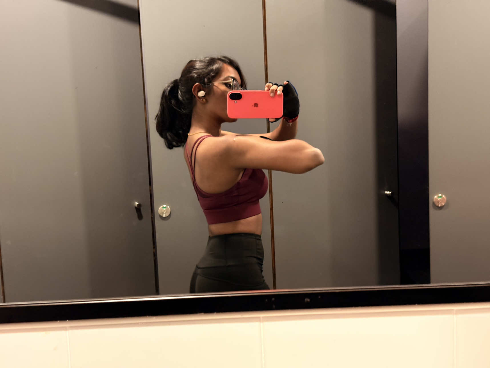 @Yogeshhh 🪬