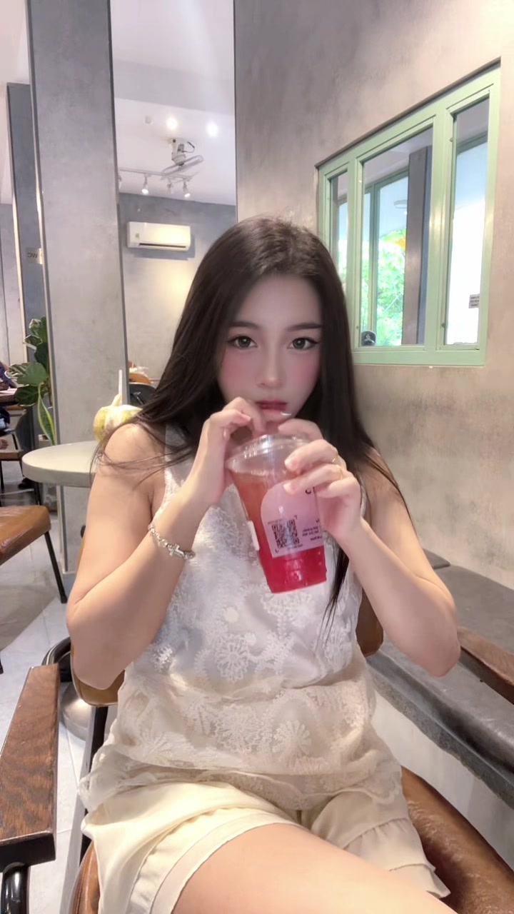 @Phượng thích ngắm mây