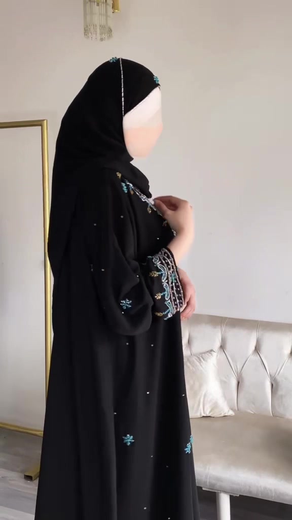 @عبايات غزال🦌🤎.