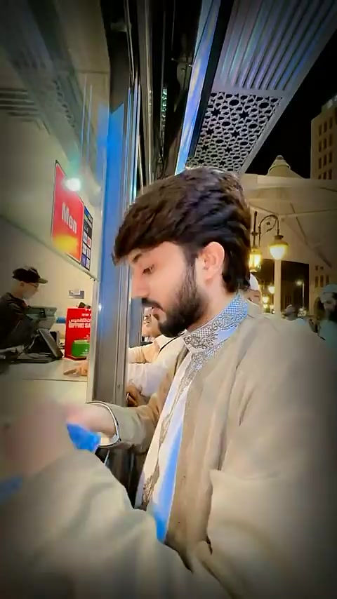@Mr and Mrs Hussain tareen &hearts;️😍