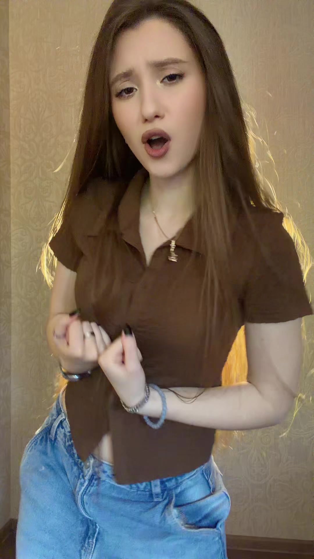 @ая