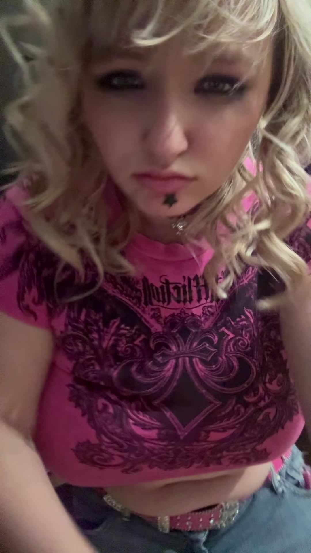 @midnightkay_