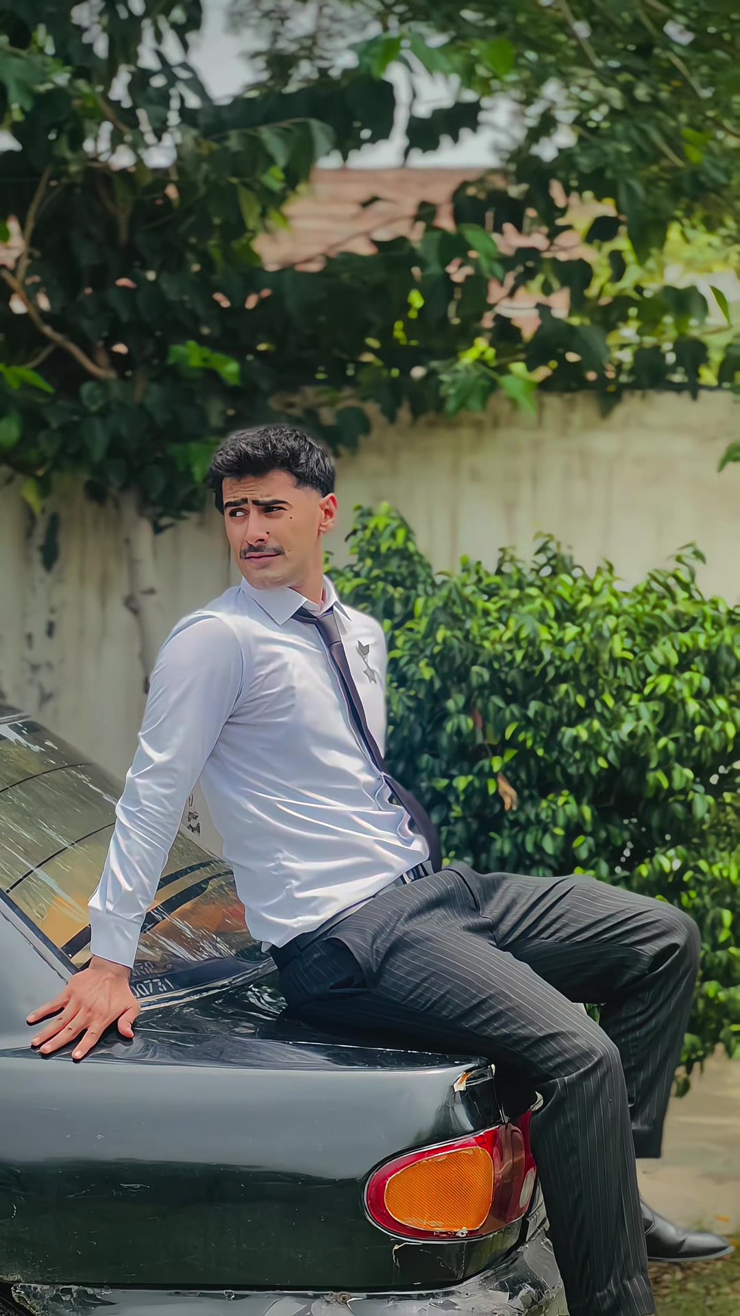 @HUSSNAIN ._.BJ🪐.