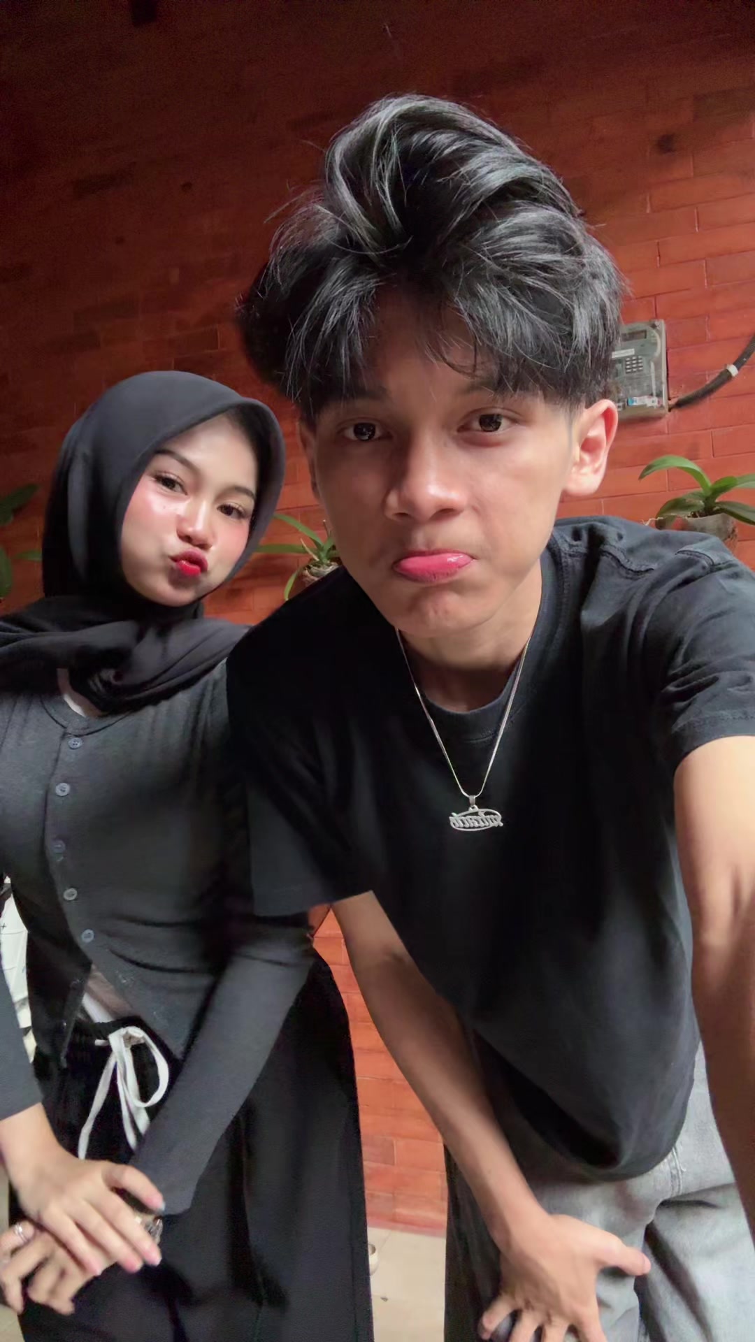 @nnaaheni.🕊️
