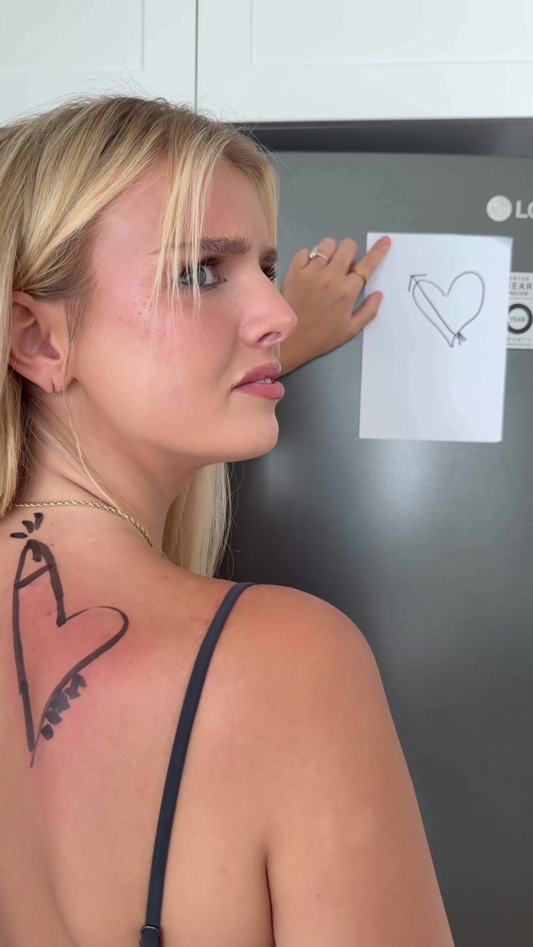 @notlaylaroo