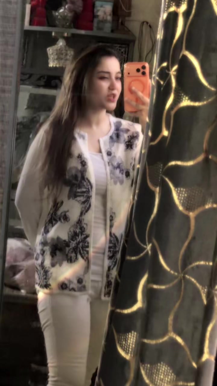 @❤️HeErKhAn❤️