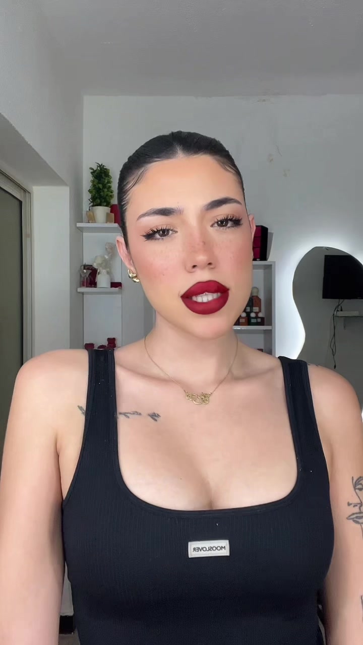 @Houda.kechiche