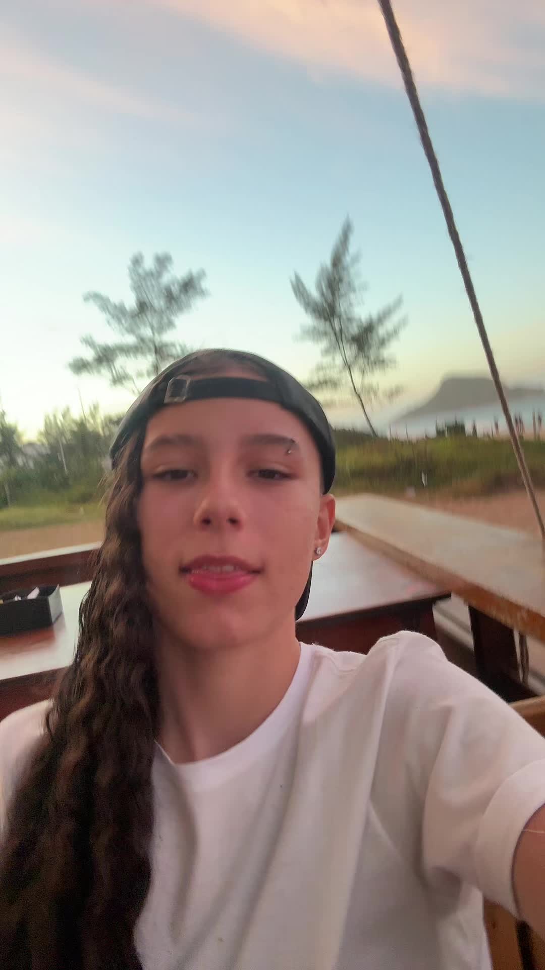 @juliabjj