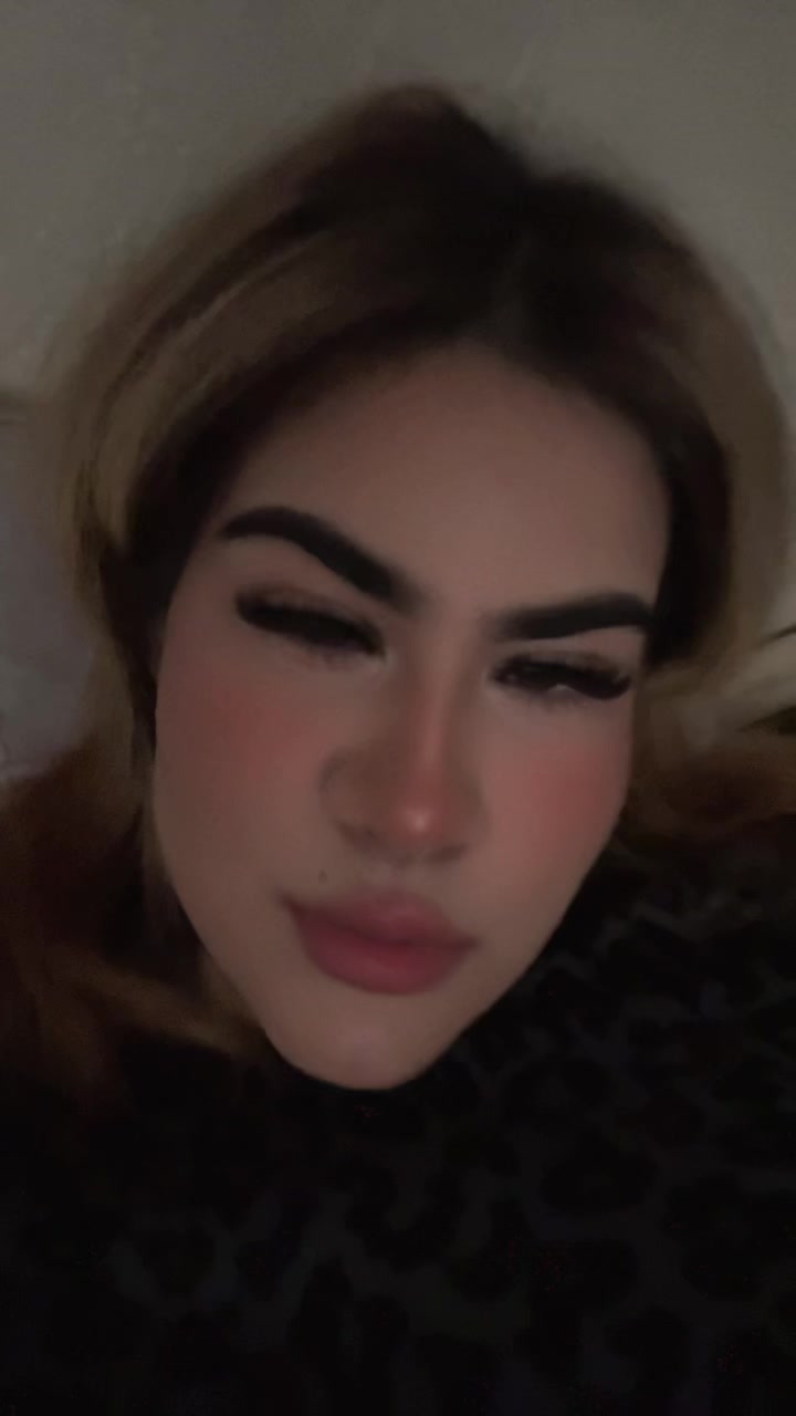 @LAURA  CH&Aacute;VEZ ❤️