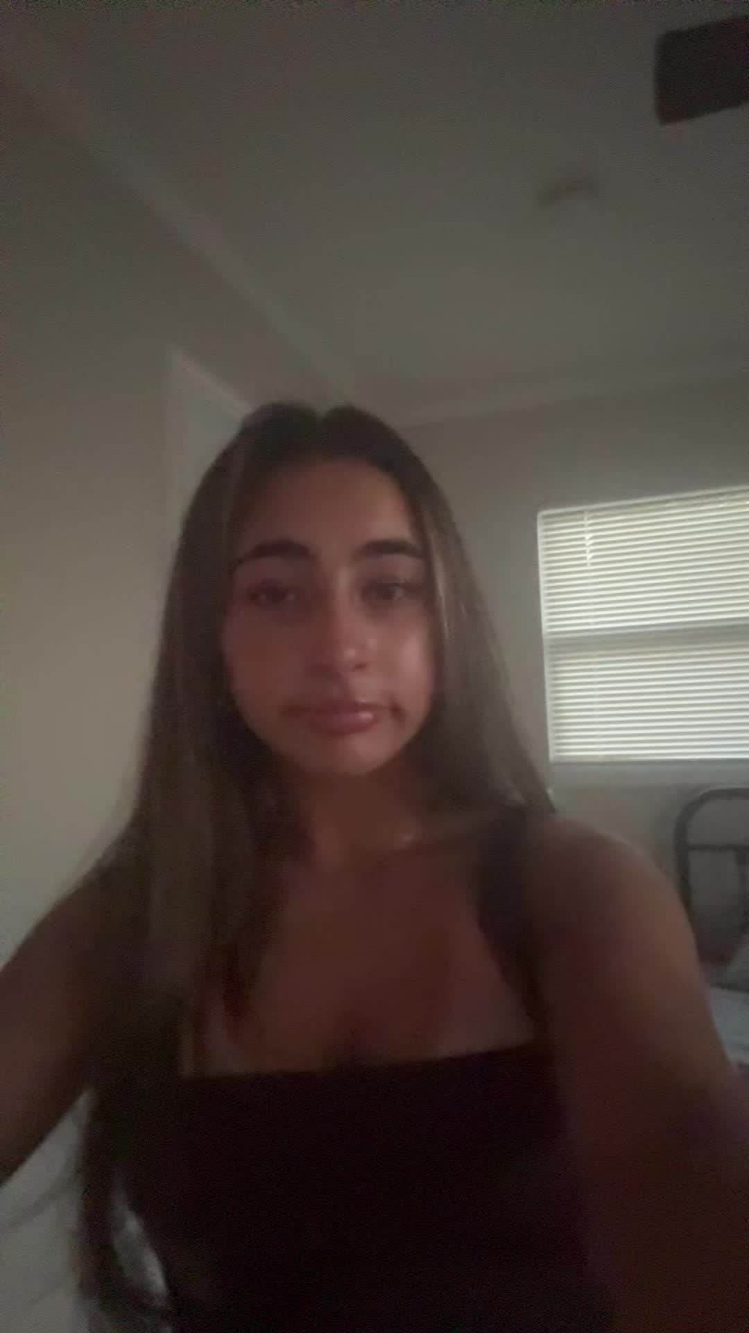 @🤫