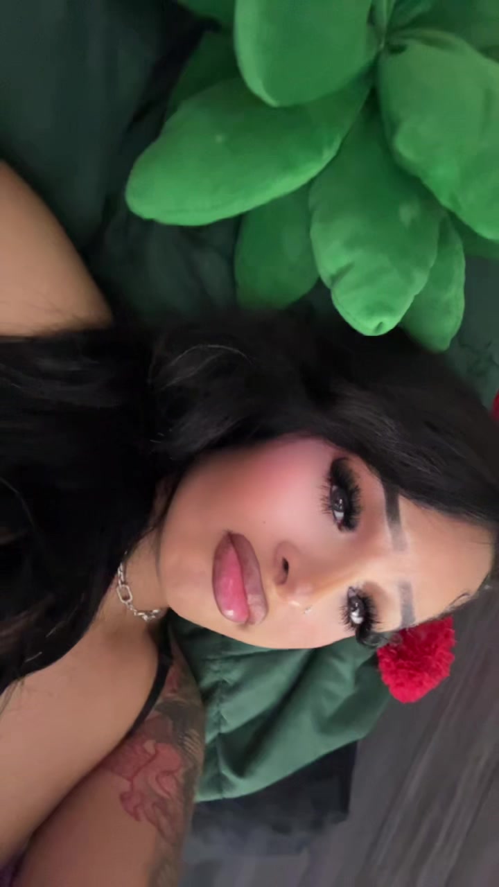@LuhLay