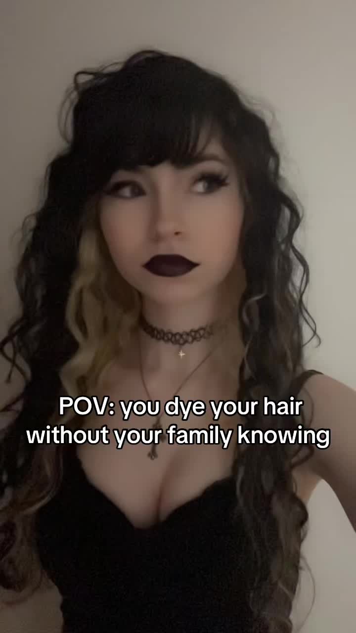 @Mae🦇
