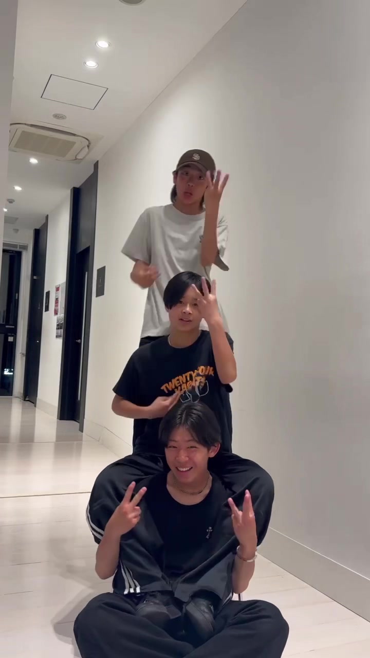 @TOKYOBANANABOYZ