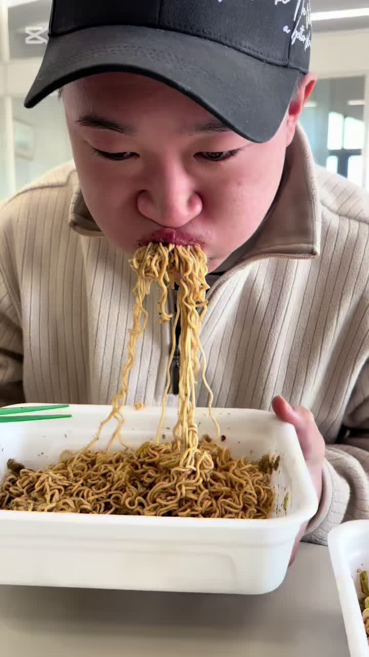 @よっしーワールド🤣🤣🤣