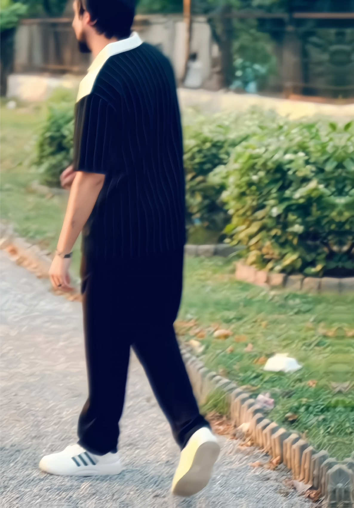 @S h e z z i