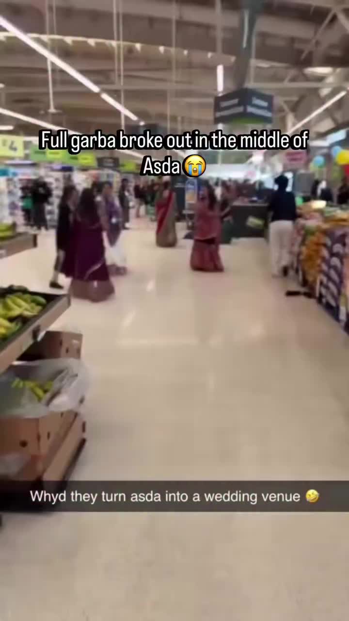 @Yeh Kali Kali ankhe 👀