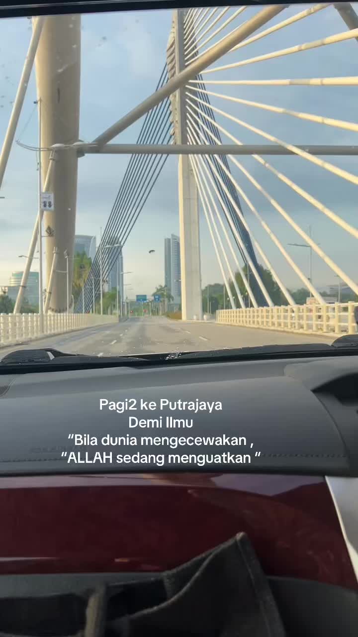 @Ayu Cherry