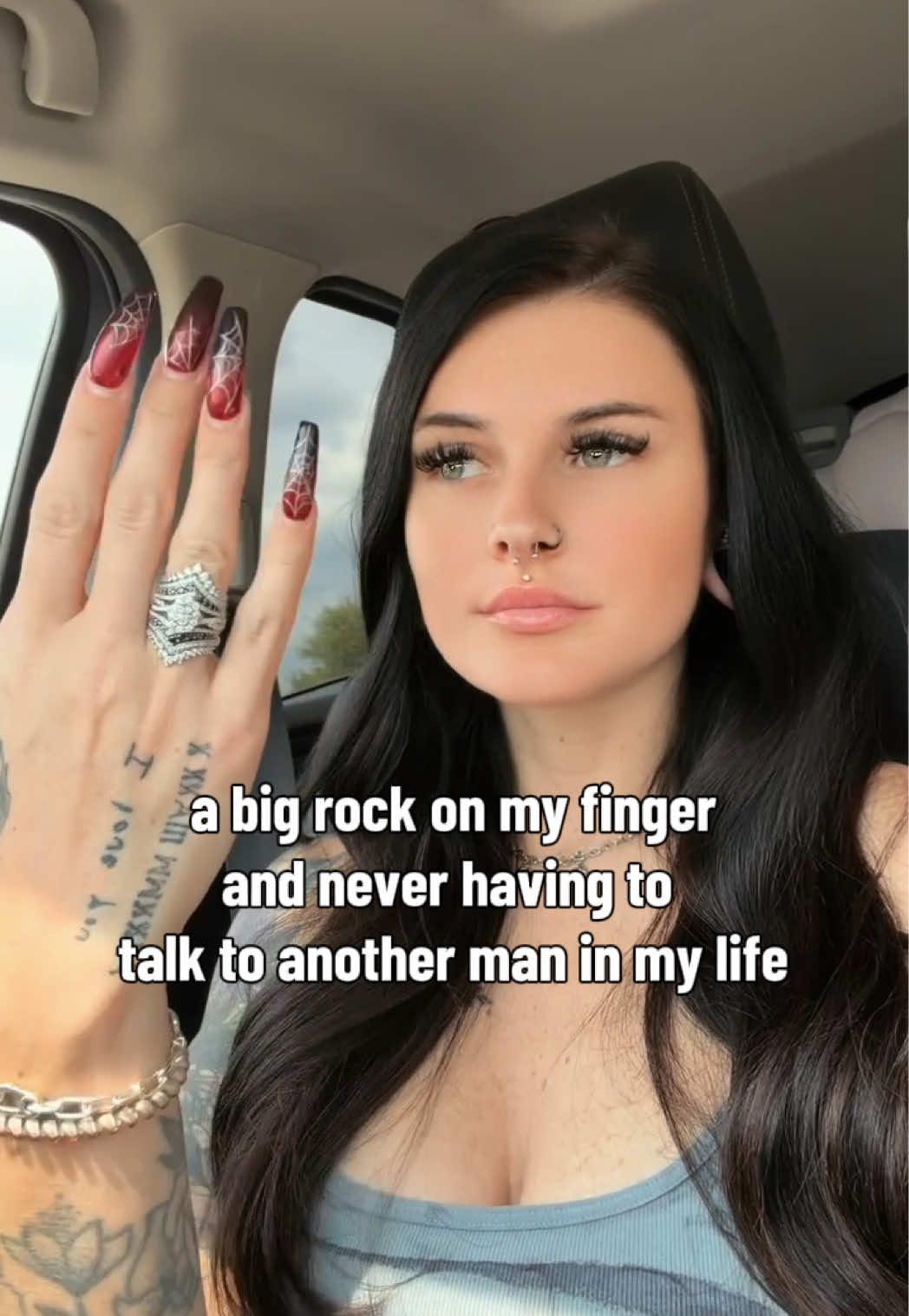 @courtney | mrs. hershberger 🎱