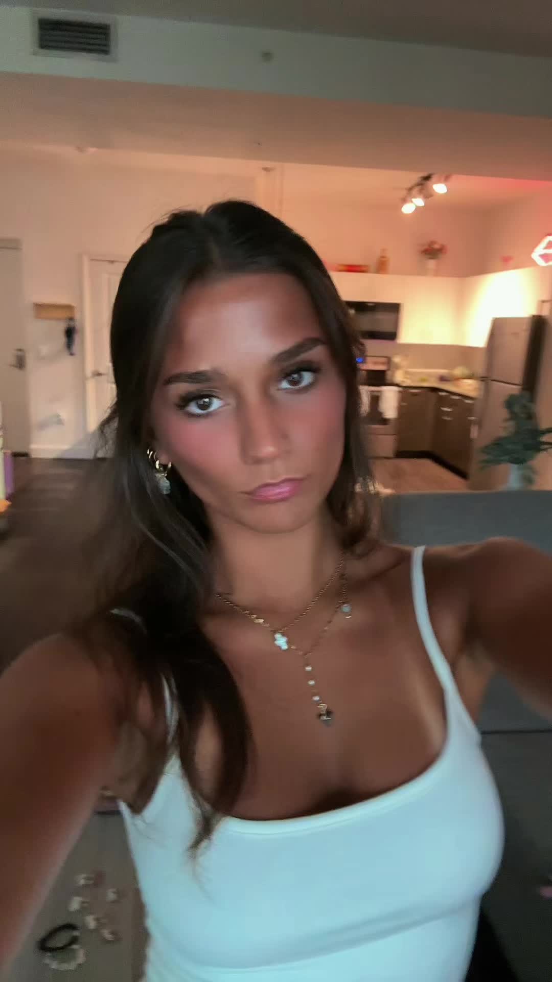 @ani 𓇼