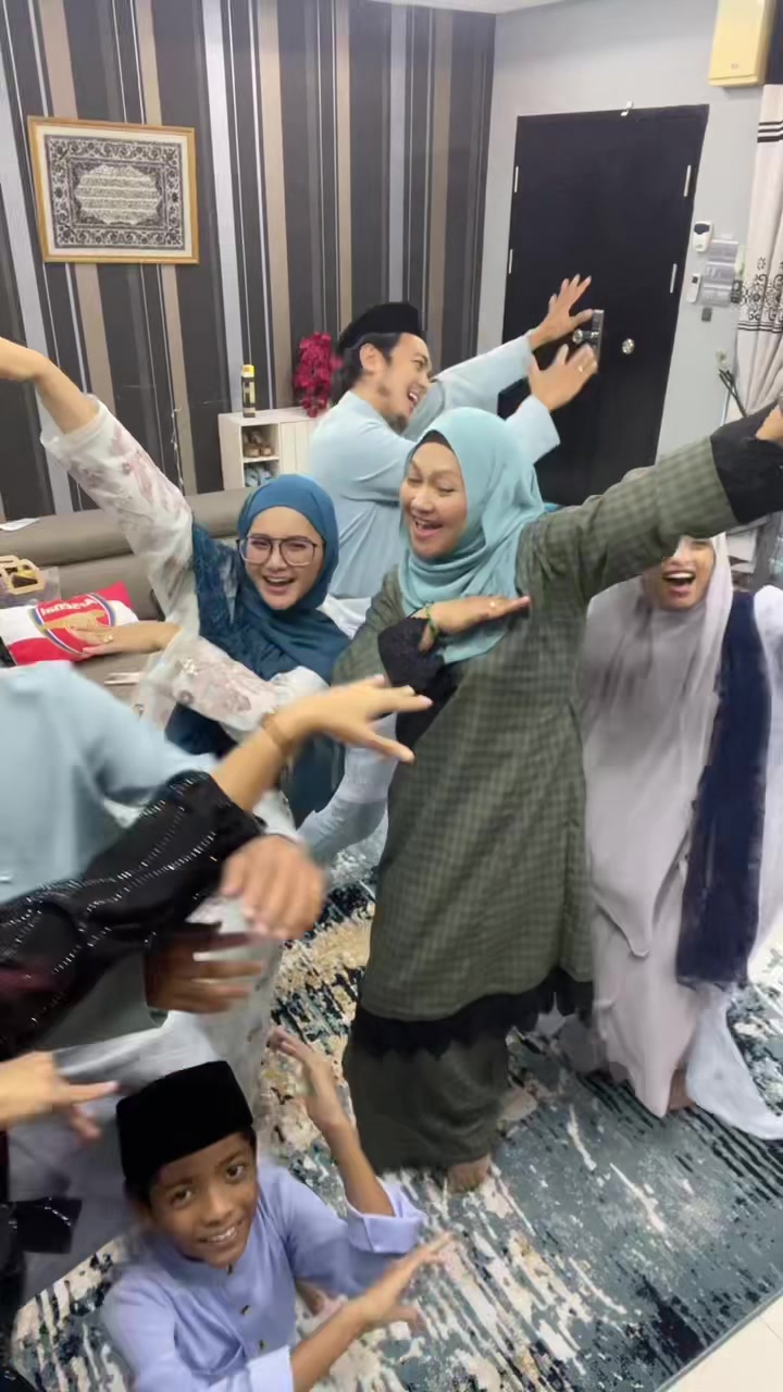 @Anita Baharom