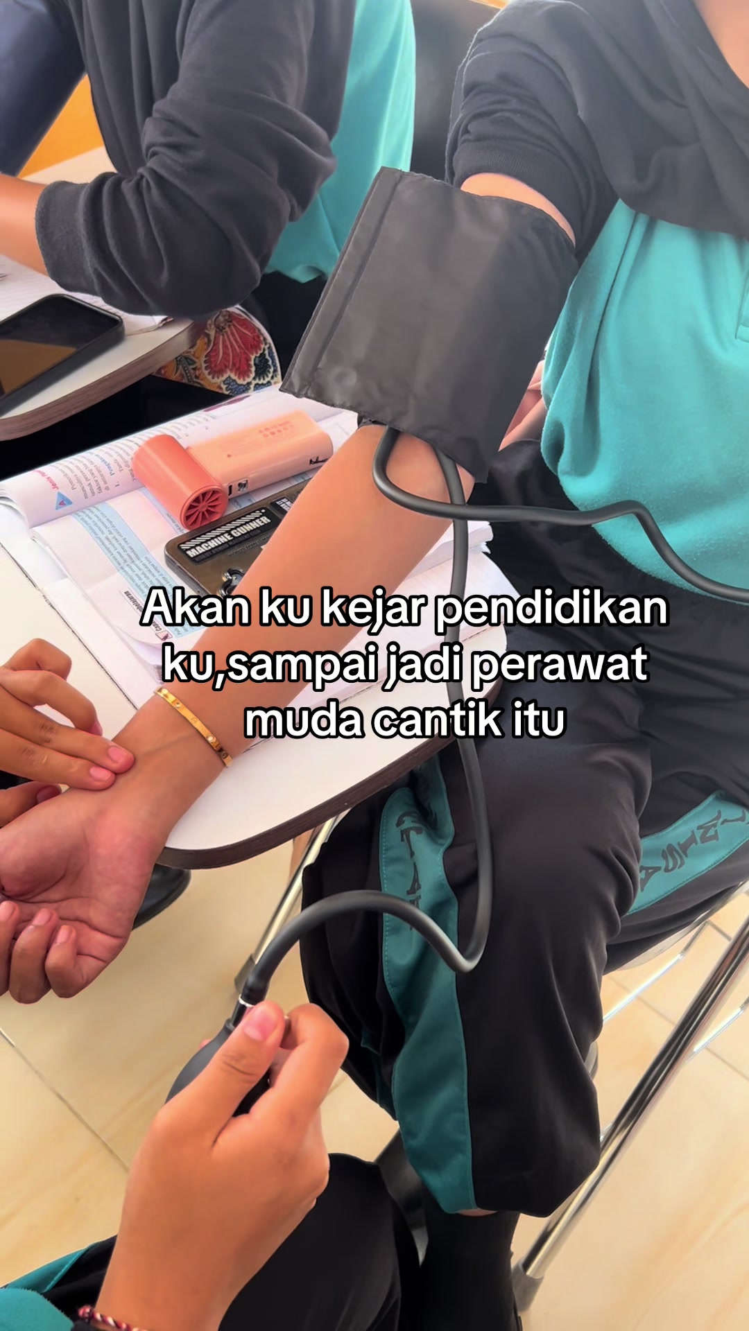 @๐ธ๐๐ผidhataa๐๐๐ธ