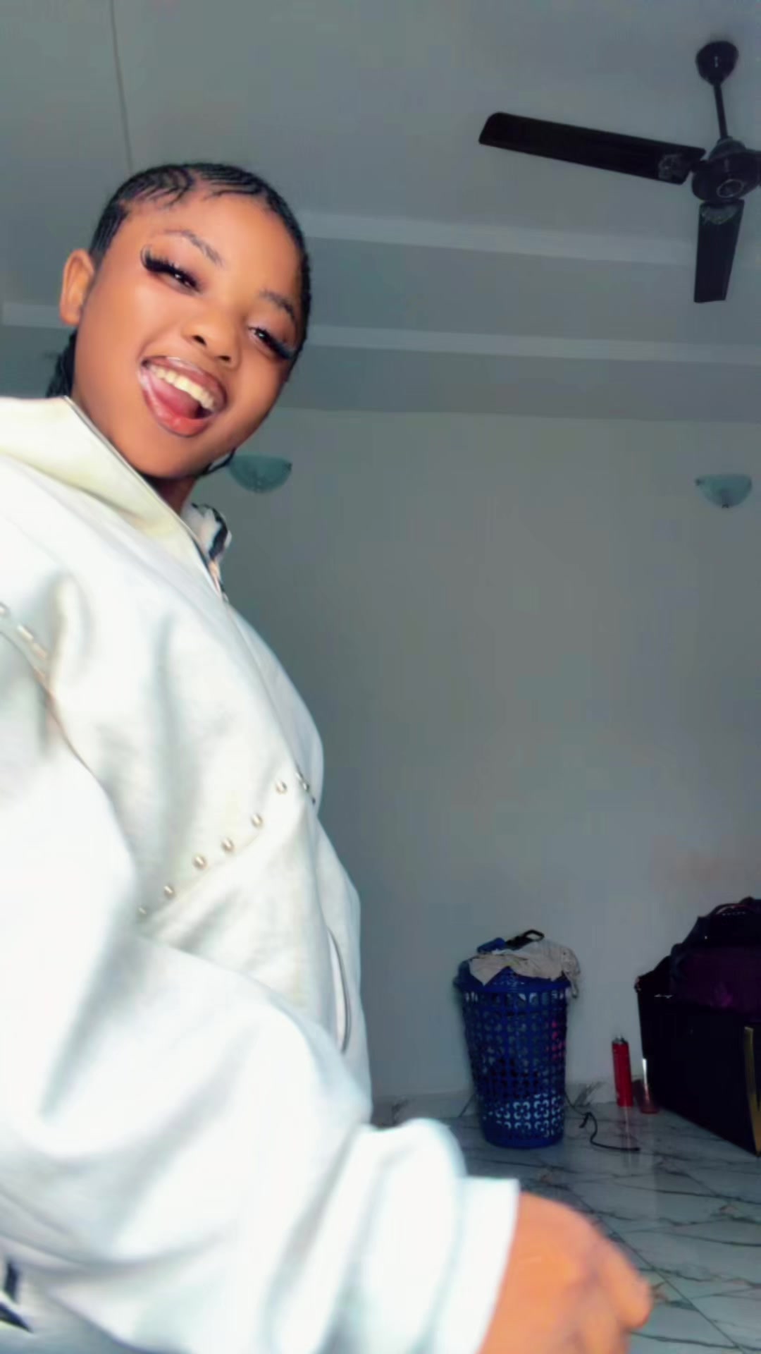 @P)🫧💐💋