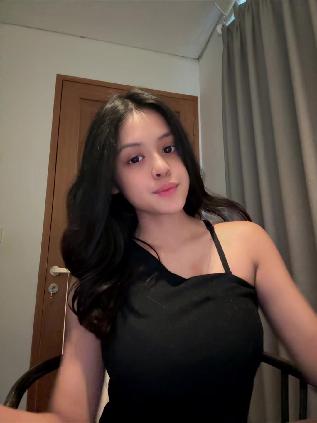 @zzneya